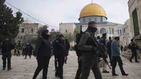 Palaestinenser beschuldigen israelischen Minister des „Angriffs auf heilige Staette —