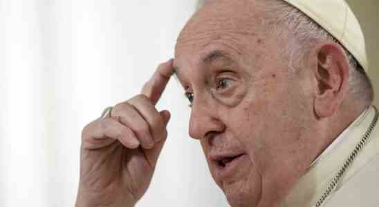Papst klaert Homosexualitaet und Suendenkommentare in Anmerkung