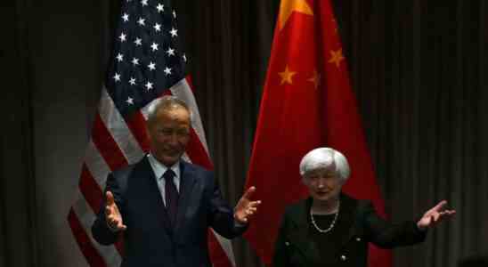 US und chinesische Beamte diskutieren ueber Klima Wirtschaft und Beziehungen