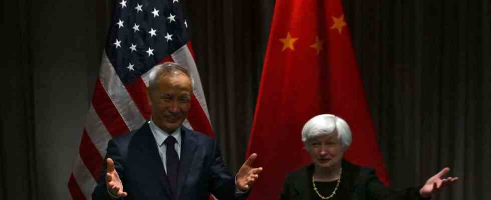 US und chinesische Beamte diskutieren ueber Klima Wirtschaft und Beziehungen