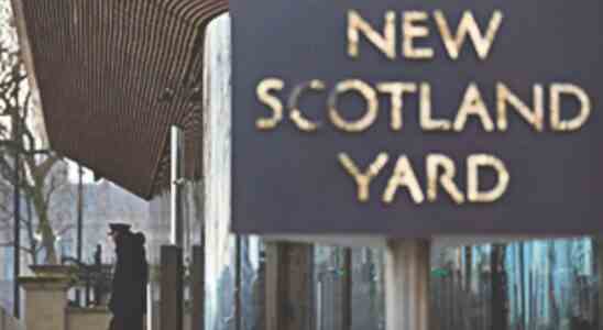 „Hunderte britische Polizisten werden im Rahmen der Aufraeumarbeiten entlassen