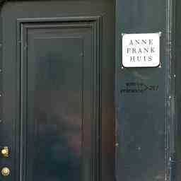 Anne Frank Haus berichtet nach Projektion auf Anne Frank Haus