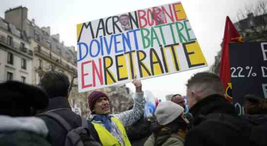 Der franzoesische Premierminister bietet an die Rentenueberholung fuer die Unterstuetzung