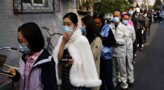 Japan will die Covid Grenzmassnahmen fuer Reisende aus China lockern