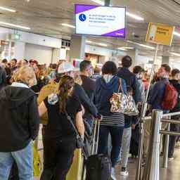 Kleiner Verlust fuer KLM aufgrund von Problemen auf Schiphol