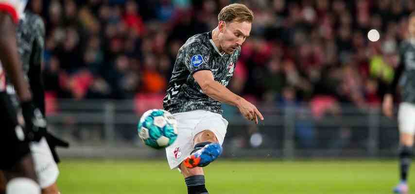 PSV Spieler sind enttaeuscht dass im Pokalspiel gegen den FC Emmen