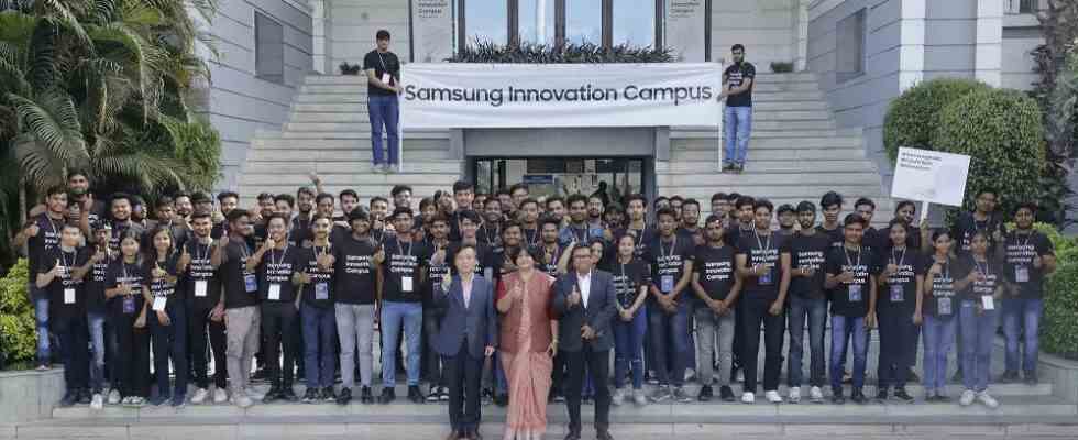 Samsung schliesst erste Gruppe von Studenten des Samsung Innovation Campus