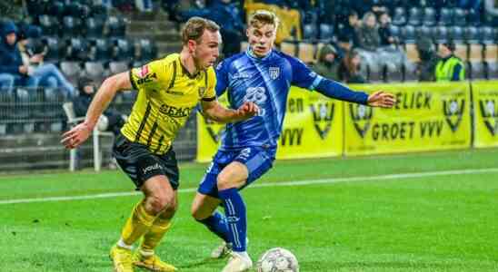 Spitzenreiter PEC Zwolle setzt starke Serie fort Verfolger Heracles wieder