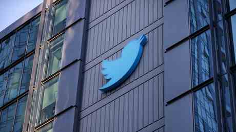 Twitter will Geschaeftskonten belasten – Medien – World