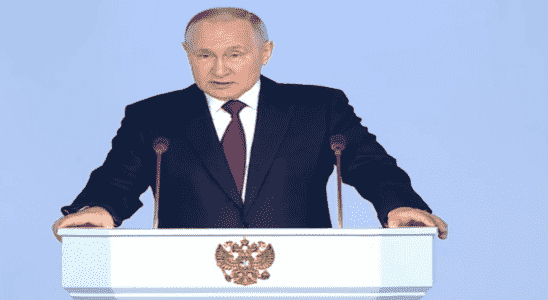 Ukraine Krieg Der russische Praesident Wladimir Putin schimpft in einer Rede