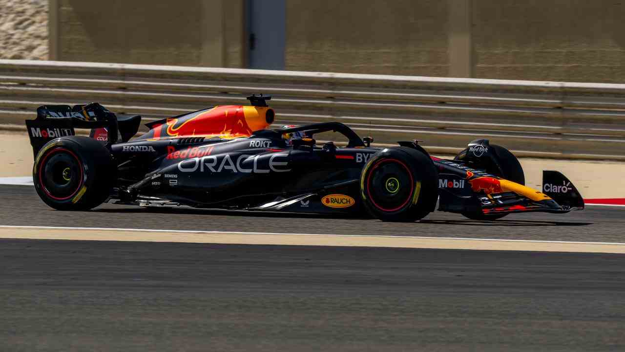 Bild aus Video: Verstappen verbessert Bestzeit in Bahrain