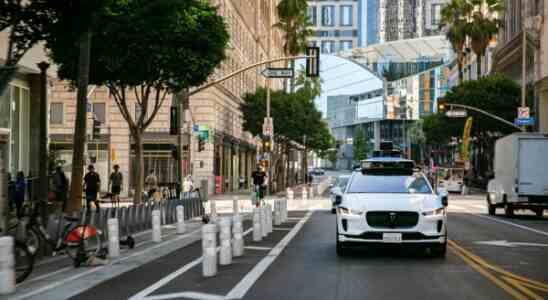 Waymo testet fahrerlose Fahrten mit Mitarbeitern in Los Angeles
