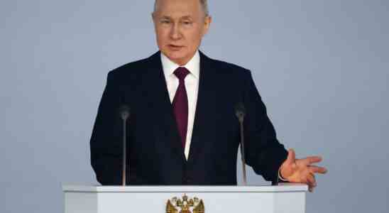 Wladimir Putin sagt er warte auf den Besuch von Xi