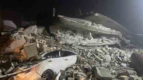 Zahlreiche Tote durch verheerendes Erdbeben in Syrien — World