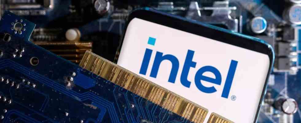 Chiphersteller Status Update Plaene von Intel und anderen Chipherstellern fuer Fabriken
