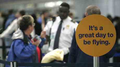 Die USA erwaegen eine neue Flugverbotsliste fuer „widerspenstige Passagiere —