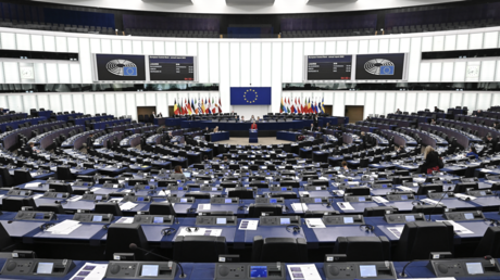 Europaabgeordneter kritisiert „kriminelles Vorgehen des Westens gegenueber der Ukraine —