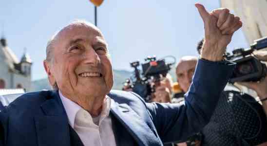 Ex Praesident Blatter nicht wegen „krimineller Misswirtschaft angeklagt FIFA Museum Fussball