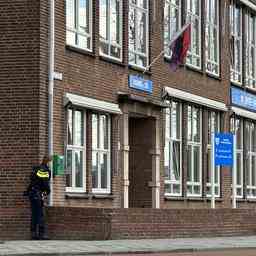 Polizei in der Schule in Den Bosch wegen „moeglicherweise bedrohlicher