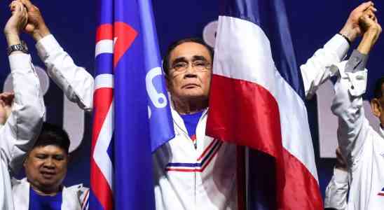 Prayuth Der thailaendische Premierminister Prayuth wird sich im Mai zur