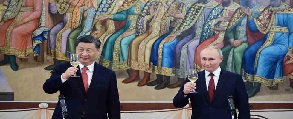Putin sagt es gebe kein russisch chinesisches Militaerbuendnis