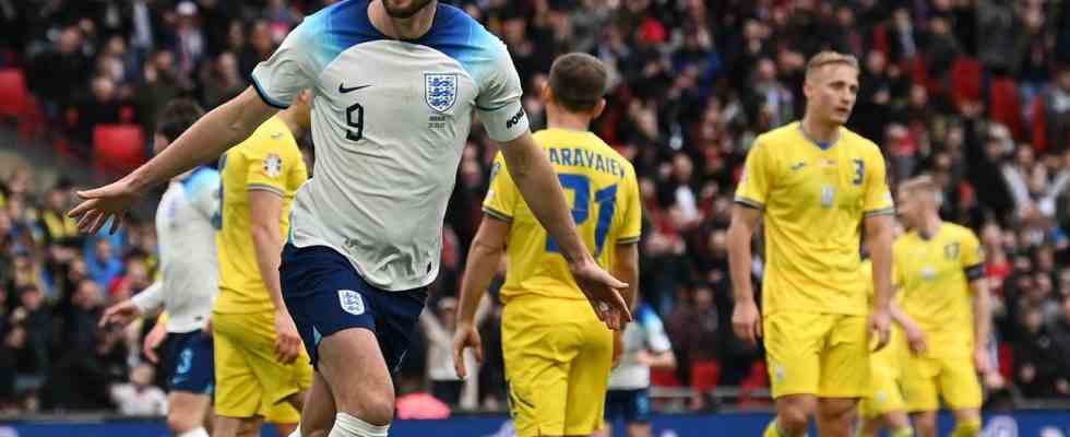 Tolles Tor Saka mit Sieg England Entdeckung Retegui trifft wieder