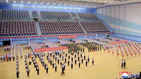 Ueber 800000 Jugendliche melden sich freiwillig zum Militaer – nordkoreanische