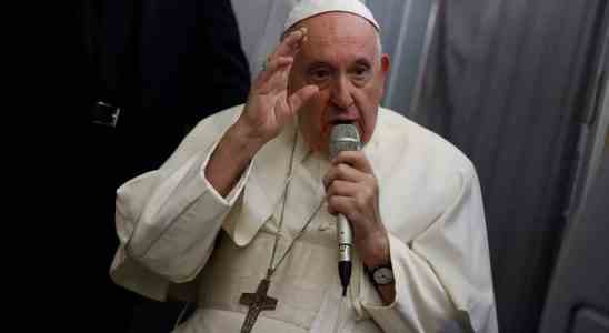 Vatikan Papst verbringt die zweite Nacht „gelassen im Krankenhaus