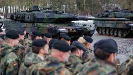 Zeitplan fuer die vollstaendige Ueberholung der deutschen Armee veroeffentlicht —