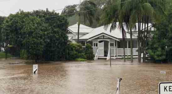 Avertissement dinondation majeure pour Brisbane apres quune bombe de pluie
