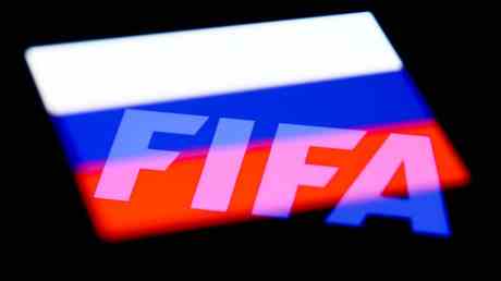Les sanctions de la FIFA concernent la politique et les