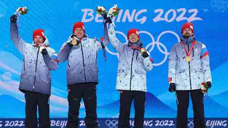 Les skieurs de fond russes etablissent un nouveau record olympique