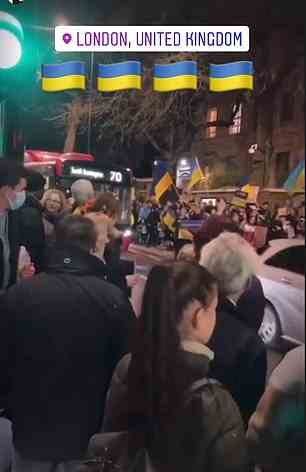 Shcheglova a publié une photo d'un rassemblement pro-ukrainien à Londres mercredi soir