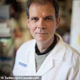docteur  Arturo Casadevall (photo), chef du National COVID-19 Convalescent Plasma Project, est l'auteur d'une étude montrant que le traitement est efficace à plus de 50% pour prévenir les hospitalisations