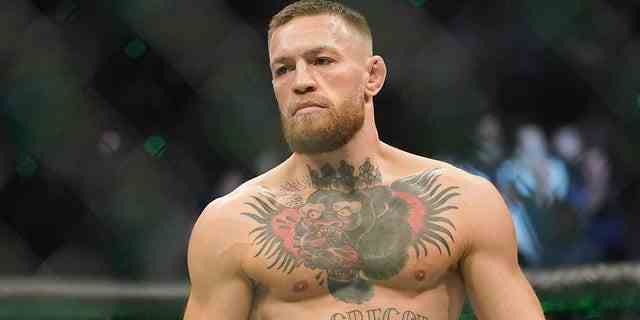 Conor McGregor se prépare à combattre Dustin Poirier dans un combat d'arts martiaux mixtes légers UFC 264 le samedi 10 juillet 2021 à Las Vegas.
