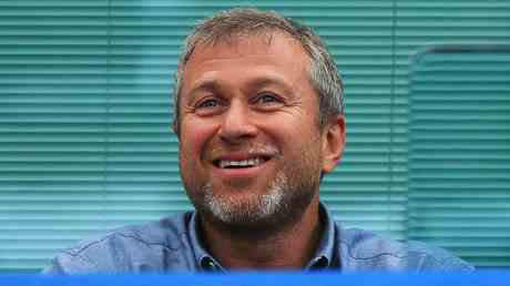 Abramovich en pourparlers pour acheter un nouveau club de football