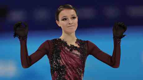 La retraite de la reine de glace olympique Shcherbakova est
