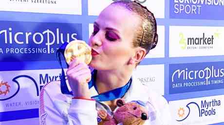 Le champion olympique de natation ne dans le Donbass reagit