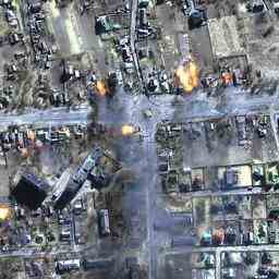 Les Russes semblent bloques en Ukraine 53 civils tues a
