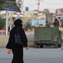 Les femmes afghanes ne sont plus autorisees a voler seules