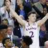 Le Kansas utilise son rallye historique pour remporter un quatrième titre de basket-ball masculin de la NCAA