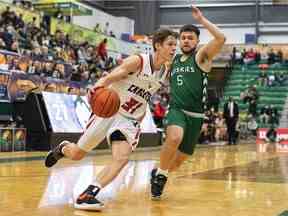 CHAMPIONNATS NATIONAUX DU HOOPS Les Ravens de Carleton remportent