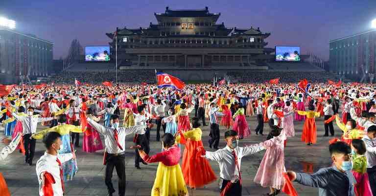 La Coree du Nord celebre le 110e anniversaire du defunt