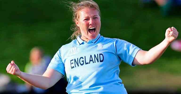 Lancien quilleur anglais Anya Shrubsole rejoint les Southern Vipers