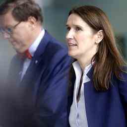 Le ministre belge des Affaires etrangeres sarrete temporairement en raison