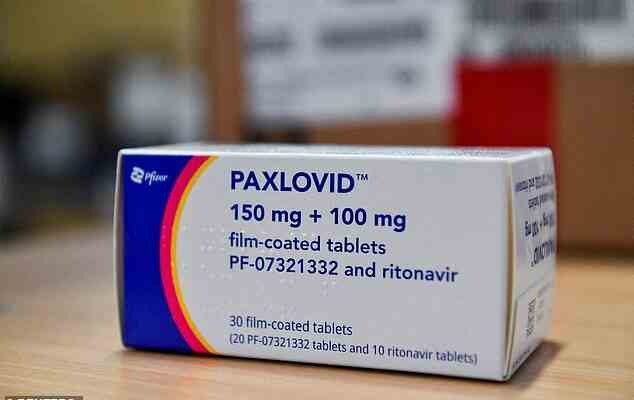 Les beneficiaires de Paxlovid signalent des symptomes recurrents et sont