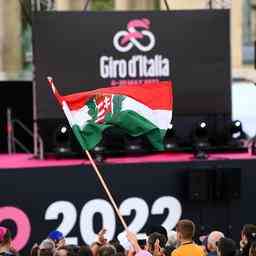 Depart du Giro en Hongrie inutilement genant ou bon