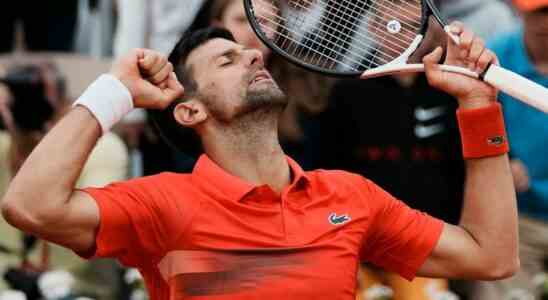 Internationaux de France Novak Djokovic fait irruption dans le quatrieme