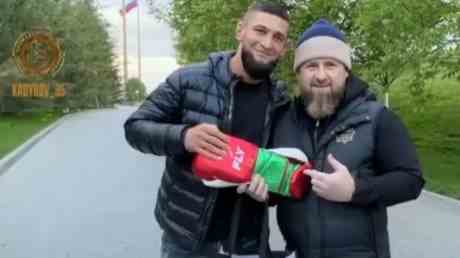 La sensation tchetchene de lUFC celebree par Kadyrov VIDEO —