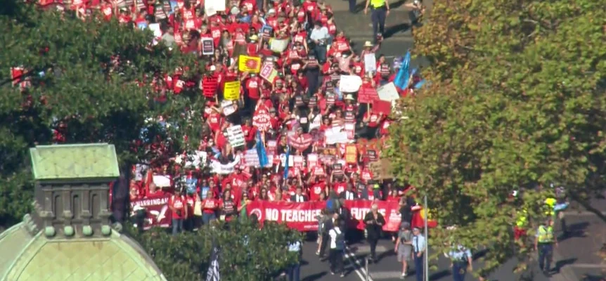 Les enseignants de la Nouvelle Galles du Sud font greve pour.webp